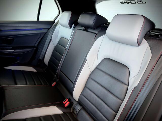 Volkswagen Golf 2.0TSI DSG CLUBSPORTHARMAN.KARDONCARPLAYCAMERA