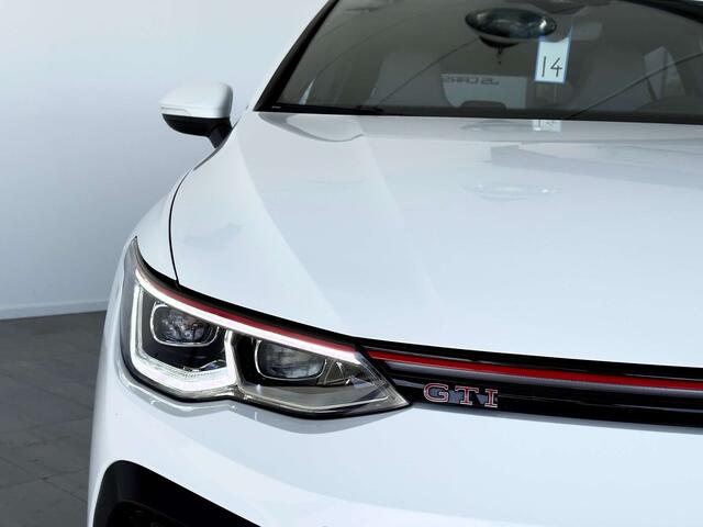 Volkswagen Golf 2.0TSI DSG CLUBSPORTHARMAN.KARDONCARPLAYCAMERA