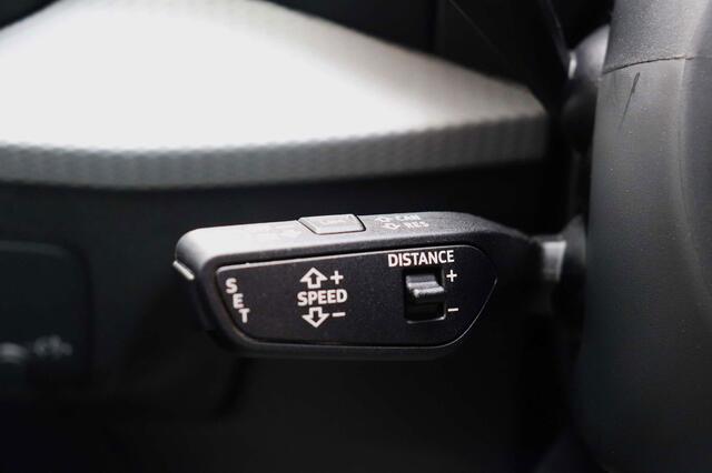 Audi Q2 35 TFSI S-Tr Advanced - Matrix/Keyless/Navi/Camera
