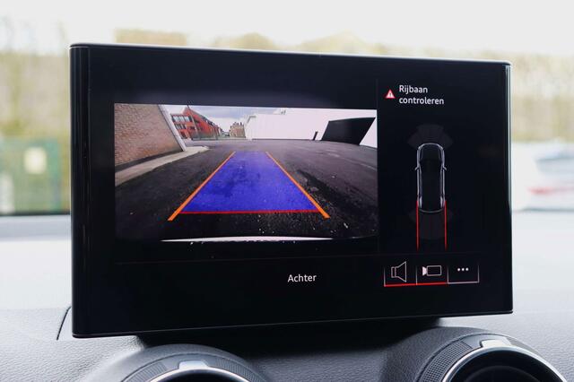 Audi Q2 35 TFSI S-Tr Advanced - Matrix/Keyless/Navi/Camera
