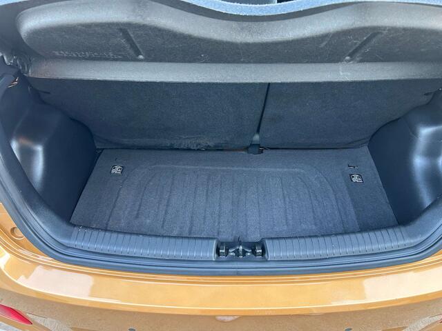 Hyundai I 10 1.0i Fun AUTOMAAT MET SLECHTS 135000 KM