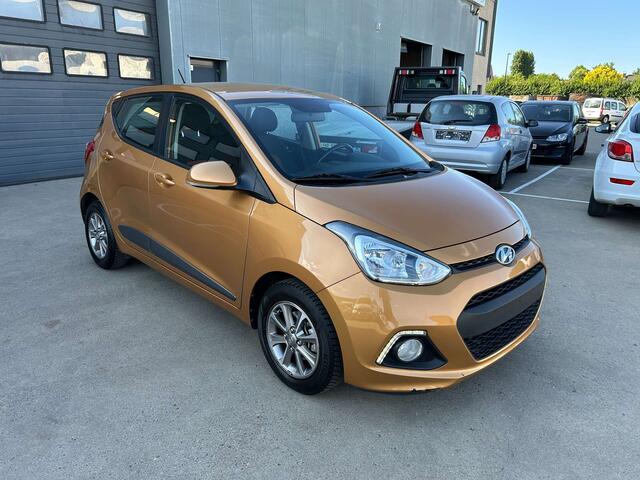 Hyundai I 10 1.0i Fun AUTOMAAT MET SLECHTS 135000 KM