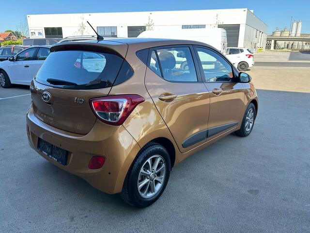Hyundai I 10 1.0i Fun AUTOMAAT MET SLECHTS 135000 KM