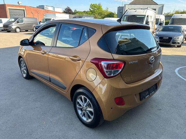 Hyundai I 10 1.0i Fun AUTOMAAT MET SLECHTS 135000 KM