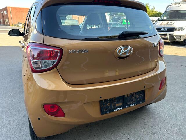 Hyundai I 10 1.0i Fun AUTOMAAT MET SLECHTS 135000 KM