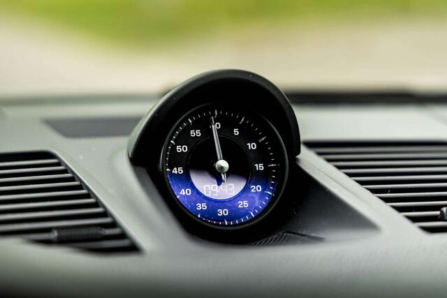 Porsche 992 4 GTS  Crayon  Pano  ACC  Matrix  BOSE 