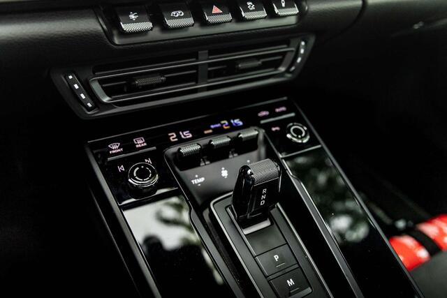 Porsche 992 4 GTS  Crayon  Pano  ACC  Matrix  BOSE 