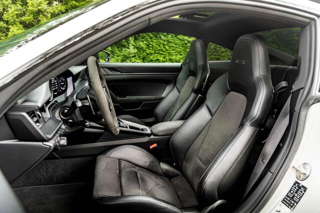 Porsche 992 4 GTS  Crayon  Pano  ACC  Matrix  BOSE 
