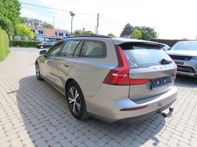 Volvo V60 2.0 D3 Momentum Pro Geartronic