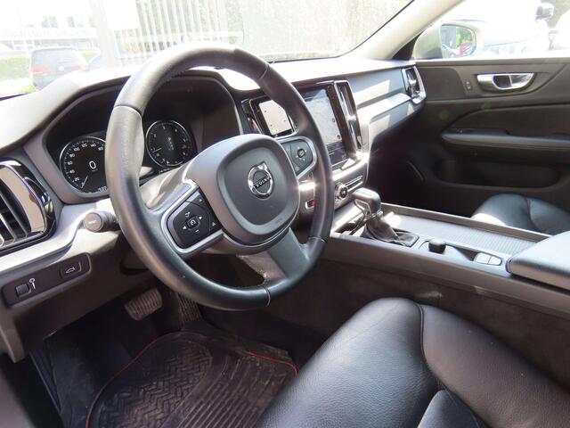 Volvo V60 2.0 D3 Momentum Pro Geartronic