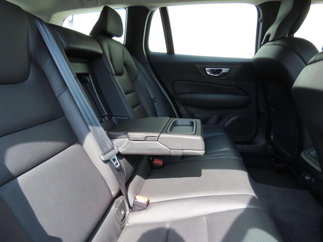 Volvo V60 2.0 D3 Momentum Pro Geartronic