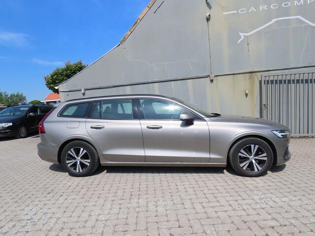 Volvo V60 2.0 D3 Momentum Pro Geartronic