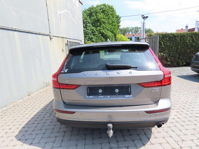 Volvo V60 2.0 D3 Momentum Pro Geartronic