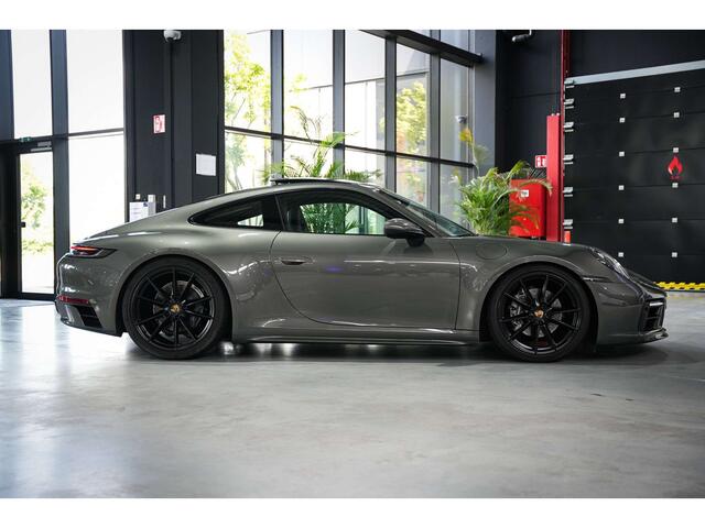 Porsche 992 Carrera Coup� 3.0 Turbo PDK - Sport design - CC