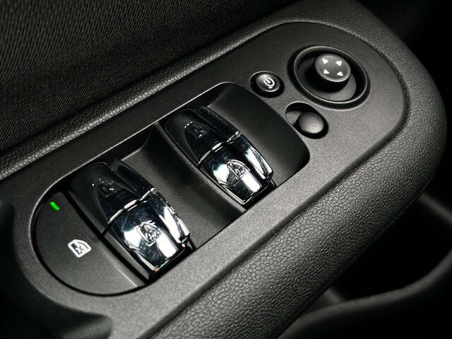 Mini Clubman One 1.5iA 102CV B.AUTO 65.000KM NAVi LED Bi-XENON KYLS