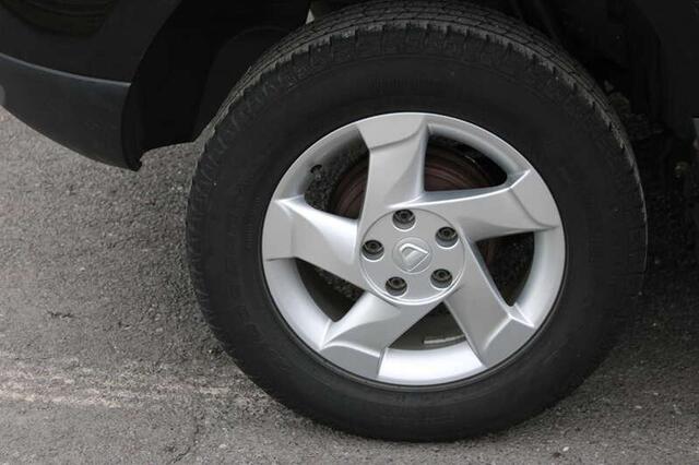 Dacia Duster 1.6i Airco incl 2 JAAR garantie
