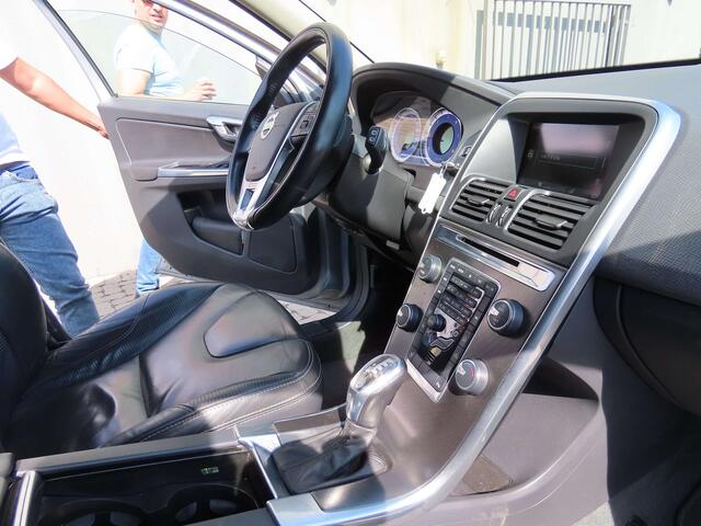 Volvo XC60 2.0 D4 Summum R-Design Geartronic
