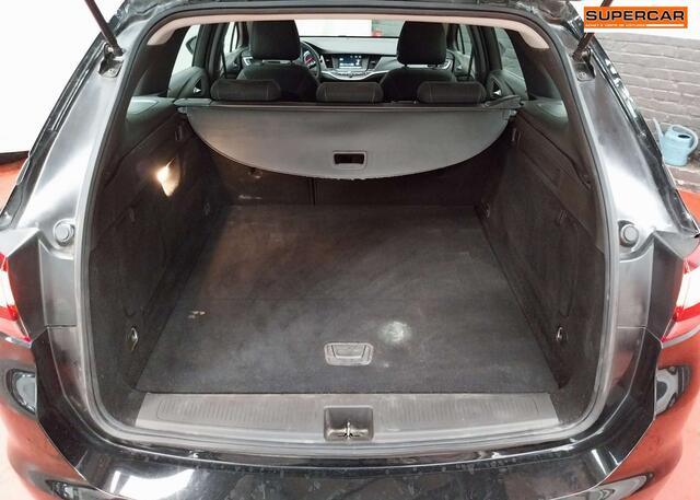 Opel Astra 1.5 Turbo D GPS Cruise A/C 252 � x 60 /m