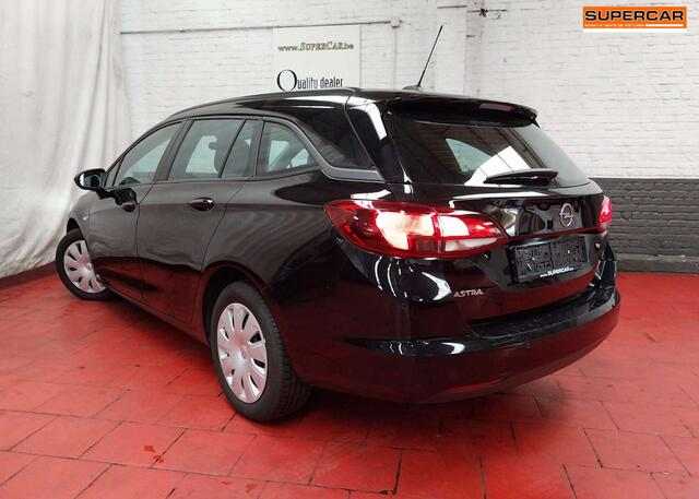 Opel Astra 1.5 Turbo D GPS Cruise A/C 252 � x 60 /m