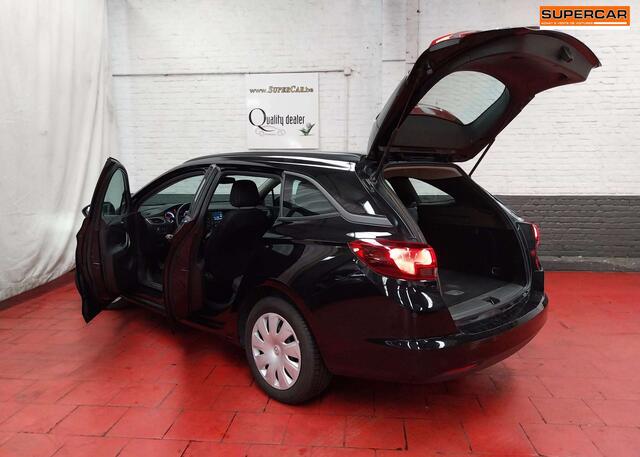 Opel Astra 1.5 Turbo D GPS Cruise A/C 252 � x 60 /m