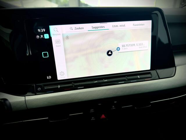 Volkswagen Golf 1.0 eTSI DSG1ERPROCOCKPITCARPLAYCAMERAPDCTVA