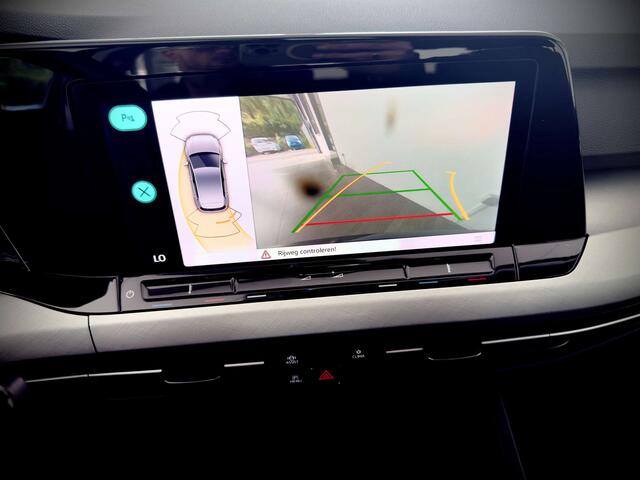 Volkswagen Golf 1.0 eTSI DSG1ERPROCOCKPITCARPLAYCAMERAPDCTVA
