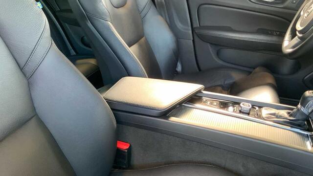 Volvo V60 Momentum Pro D3 Geartronic + Navi + Intellisafe Surround + Park Assist Pack +
