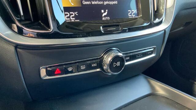 Volvo V60 Momentum Pro D3 Geartronic + Navi + Intellisafe Surround + Park Assist Pack +