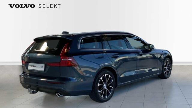 Volvo V60 Momentum Pro D3 Geartronic + Navi + Intellisafe Surround + Park Assist Pack +