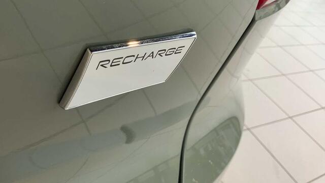 Volvo XC40 Recharge Plus, Single Motor Extended Range, Elektrisch + Navi + Winter Pack + ..