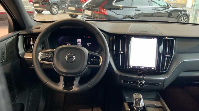 Volvo XC60 II Recharge Plus, T6 AWD Plug-in Hybrid, Elektrisch/Benzine, Dark + Pano + 360� + .