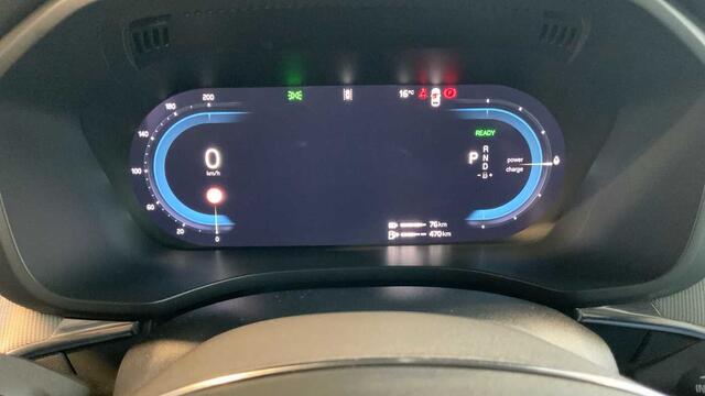 Volvo XC60 II Recharge Plus, T6 AWD Plug-in Hybrid, Elektrisch/Benzine, Dark + Pano + 360� + .