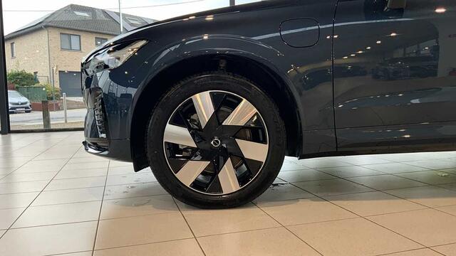 Volvo XC60 II Recharge Plus, T6 AWD Plug-in Hybrid, Elektrisch/Benzine, Dark + Pano + 360� + .