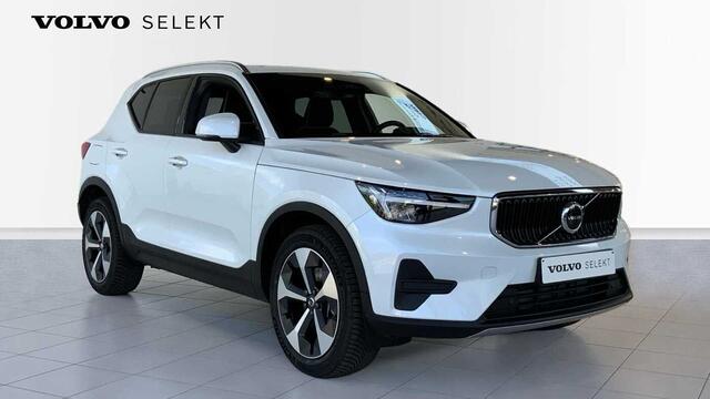 Volvo XC40 Core, B3 Mild-Hybrid, Benzine + Intellisafe + Pilot + Park Assist V&A + ......