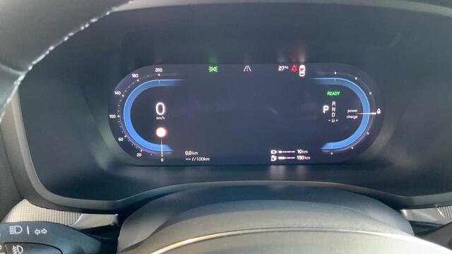 Volvo V60 Recharge Plus, T6 AWD plug-in hybrid Dark + Navi + Driver Assist Pack + Pano