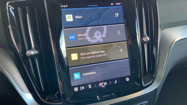 Volvo V60 Recharge Plus, T6 AWD plug-in hybrid Dark + Navi + Driver Assist Pack + Pano