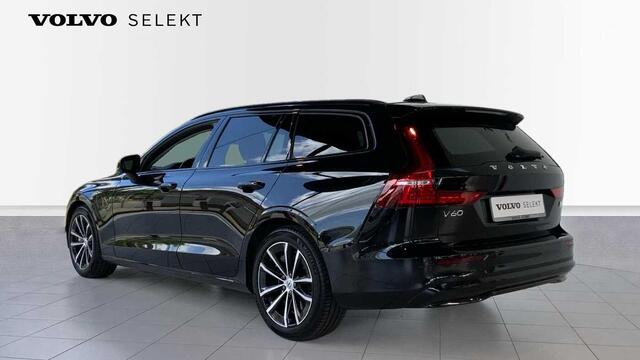 Volvo V60 Recharge Plus, T6 AWD plug-in hybrid Dark + Navi + Driver Assist Pack + Pano