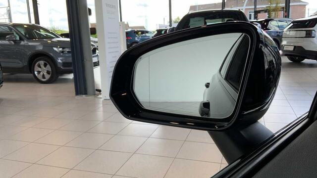 Volvo V60 Recharge Plus, T6 AWD plug-in hybrid Dark + Navi + Driver Assist Pack + Pano