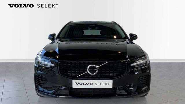 Volvo V60 Recharge Plus, T6 AWD plug-in hybrid Dark + Navi + Driver Assist Pack + Pano