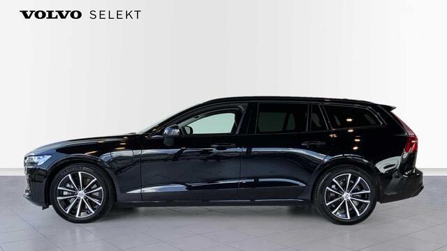 Volvo V60 Recharge Plus, T6 AWD plug-in hybrid Dark + Navi + Driver Assist Pack + Pano
