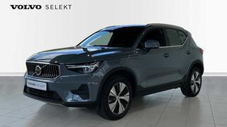 VOLVO XC40 Recharge Core, T4 plug-in hybrid, Elektrisch/benzine, Bright + Navi + Winter P.