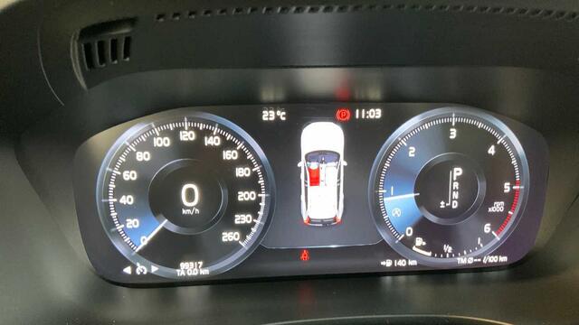 Volvo XC60 II R-Design D4 Geartronic 190 pk + Navi + Winter + Intellisafe + Versatility Pack +