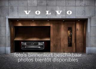 VOLVO XC40 Recharge Plus, T4 plug-in hybrid, Elektrisch/benzine, Bright + Navi + H&k + ....