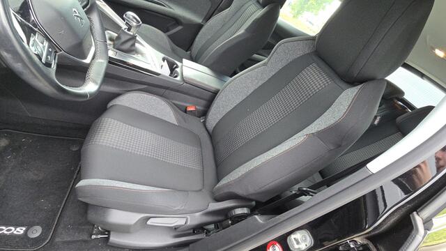 Peugeot 3008 1.2 PureTech Active