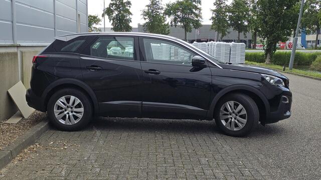 Peugeot 3008 1.2 PureTech Active