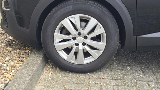 Peugeot 3008 1.2 PureTech Active