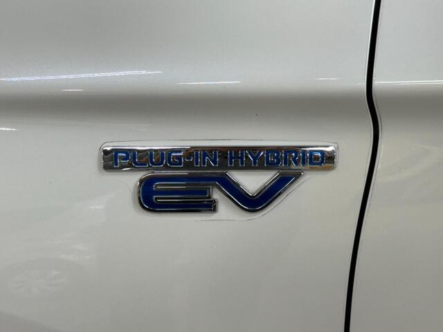 Mitsubishi Outlander 2.0 PHEV Instyle+ 4WD/Camera/Navi