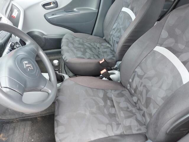 Suzuki Alto 1.0 Base AIRCOCENTALE VERGR.STUURBEKR.5DEURS