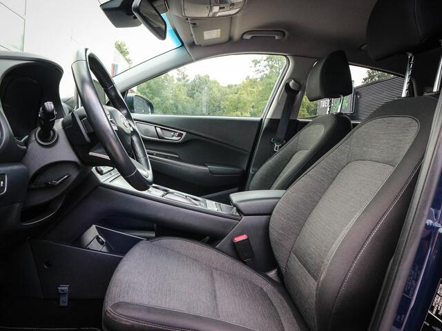 Hyundai Kona EV Fashion 64 kWh | Clima | Cruise | Navi | Pdc | SOH 86,3% | 3 fase lader