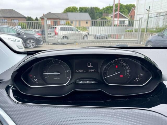 Peugeot 2008 1.2i e-THP Allure - Airco  1 JAAR GARANTIE 